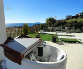 Thumbnail von Luxus-Villa in Manilva R2834561