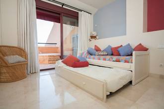 Thumbnail von Apartment For Sale in Bahia de Marbella, Málaga