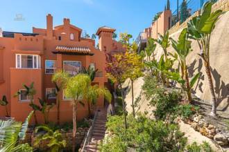 Thumbnail von Apartment For Sale in Nueva Andalucia, Málaga