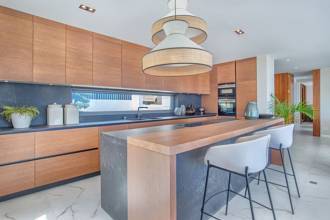 Thumbnail von Apartment For Sale in Benahavis, Málaga