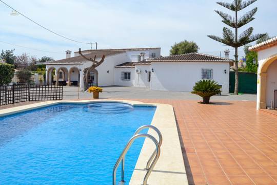 Villa For Sale in Javea, Alicante