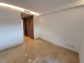 Thumbnail von Apartment For Sale in Nueva Andalucia, Málaga