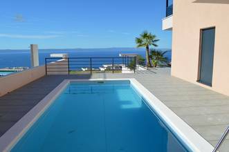 Thumbnail von Moderne Neubau-Doppelhaushälften mit Pool und Meerblick