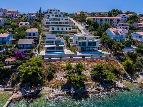 Kroatien, Insel Ciovo: Neue Luxusvillen im Areal am Meer (Dalmatien)