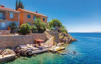 Thumbnail von Haus mit zwei Wohnungen direkt am Meer, Region Karlobag