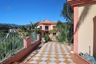 Thumbnail von Luxus-Villa in Estepona R2866658