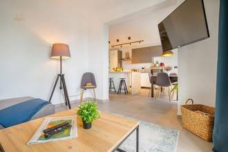 Thumbnail von Moderne Villa mit Pool und Panorama-Meerblick