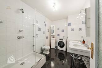 Thumbnail von Vollsaniertes Zinshaus mit 4 Einheiten und Rohdachboden, Nähe Sternwartepark