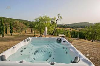 Thumbnail von Exklusives Anwesen in privater Hügelposition mit spektulärem Blick über das Val d'Orcia