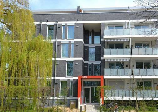 Moderne 3-Zi.- Penthous-Maisonette am Brentanobad - Frankfurt-Bockenheim