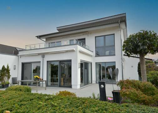 Charmantes Zweifamilienhaus - Nidderau-Heldenbergen