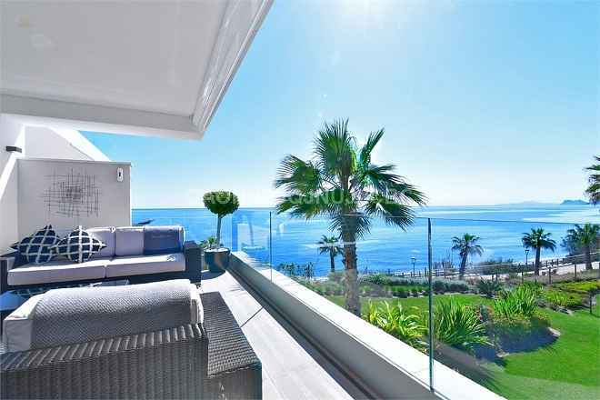 Luxus-Wohnung in Estepona R2874191