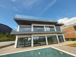 Thumbnail von Moderne Luxusvilla mit außergewöhnlichem Panorama-Meerblick