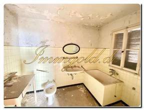 Thumbnail von Immogold Bedeutsames Dorfhaus zum renovieren in ruhiger Lage, sonnig und blick ins Grüne