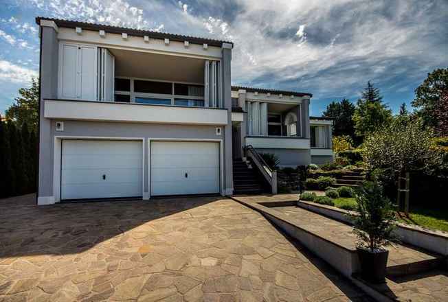 Villa mit schönem Meerblick