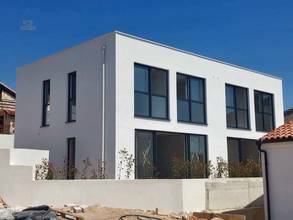 Thumbnail von Moderne Doppelhaushälften mit Dachterrasse und Meerblick