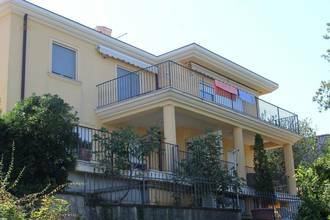 Thumbnail von Villa im mediterranen Stil in der Nähe zum Meer