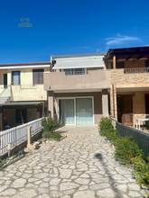 Thumbnail von Reihenmittelhaus mit Pool und Meerblick