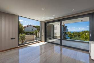 Thumbnail von Modernes Luxus-Appartement mit Pool