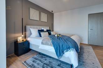 Thumbnail von Modern eingerichtetes Appartement mit traumhaftem Panorama-Meerblick