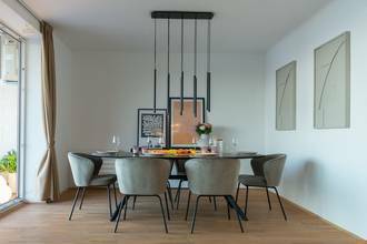 Thumbnail von Modern eingerichtetes Appartement mit traumhaftem Panorama-Meerblick