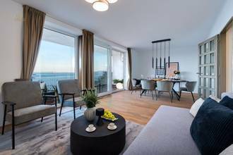 Thumbnail von Modern eingerichtetes Appartement mit traumhaftem Panorama-Meerblick