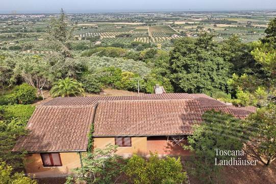 Toskanische Villa mit Meerblick