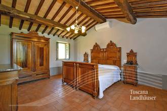 Thumbnail von パノラマビューの魅力的な天然石の邸宅とプール