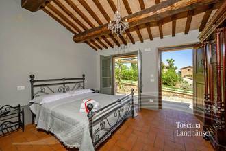 Thumbnail von パノラマビューの魅力的な天然石の邸宅とプール