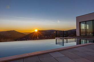 Thumbnail von Akdeniz tarzı mülk, yüzme havuzu ve deniz manzarasıyla, Crikvenica bölgesi