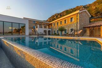 Thumbnail von Akdeniz tarzı mülk, yüzme havuzu ve deniz manzarasıyla, Crikvenica bölgesi