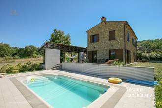 Thumbnail von Neubau im Rusticostil mit modernem Wohnkomfort und Pool