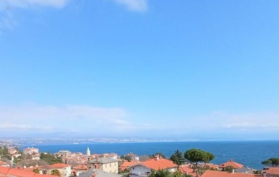 Maisonettewohnung mit schönem Blick auf das Meer