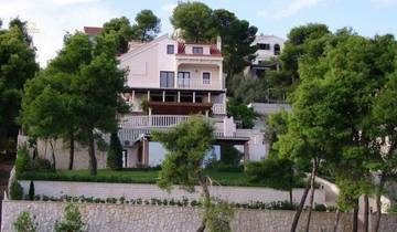 Thumbnail von Repräsentative Villa direkt am Meer, Insel Ciovo