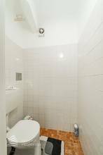 Thumbnail von Renovierungsbedürftige, helle 2-Zimmer Wohnung, Nähe Donaukanal