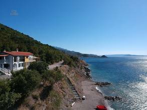 Thumbnail von Senj, Kvarner: Haus direkt am Meer mit 4 Wohnungen
