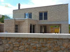 Thumbnail von Mediterranes Steinhaus mit Pool und Meerblick am Novigradsko More