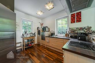 Thumbnail von Wunderschöne Villa mit Pool und weitläufigem Grundstück, Nähe Pressbaum