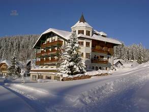 Thumbnail von Romantisches Hotel in den Bergen mit Erweiterung und Entwicklung Möglichkeit