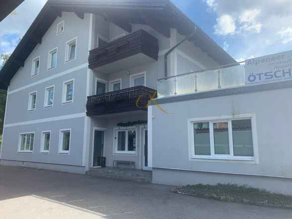 ZINSHAUS MIT 9 WOHNUNGEN IM FERIENPARADIES Hauptwohnsitz oder Nebenwohnsitz 3295 Lackenhof, Teichwiese 3 