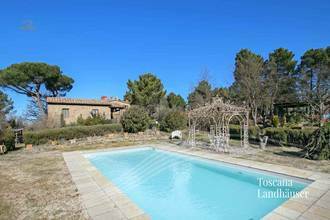 Thumbnail von Auf der Hügelkuppe befindliches Anwesen mit traumhaftem Panoramablick und Pool