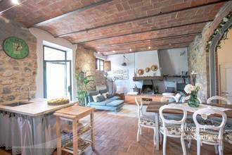 Thumbnail von Typisch toskanisches Anwesen bestehend aus mehreren Gebäuden mit Pool