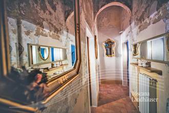 Thumbnail von Typisch toskanisches Anwesen bestehend aus mehreren Gebäuden mit Pool