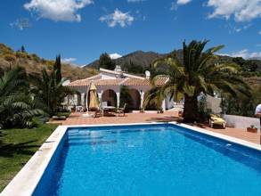 Thumbnail von villa for sale in - Torrox