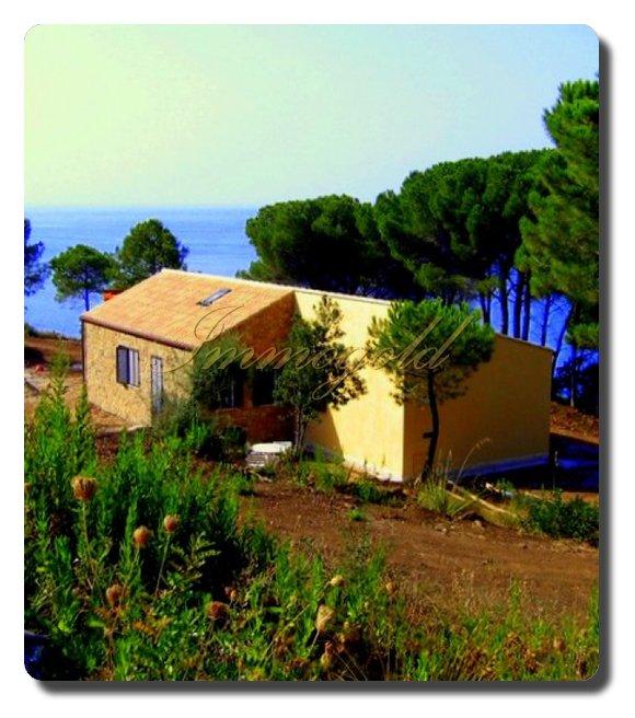 Immogold Liebevoll gestaltete Villa mit herrlichem Meerblick