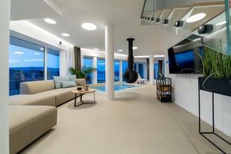 Thumbnail von Moderne Luxusvilla mit Swimmingpool und Meerblick, Insel Hvar