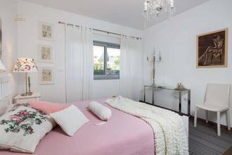 Thumbnail von Appartementhaus mit Swimmingpool und Panorama-Meerblick