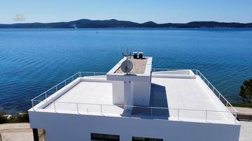 Thumbnail von Novostavba apartmánů přímo u moře - s terasou na střeše