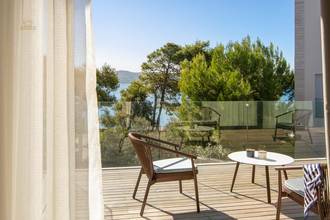 Thumbnail von Villa di lusso moderna con piscina vicino alla riva del mare