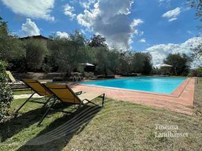 Thumbnail von renoviertes Anwesen eingebettet in üppige Natur, nur wenige Kilometer von Siena entfernt